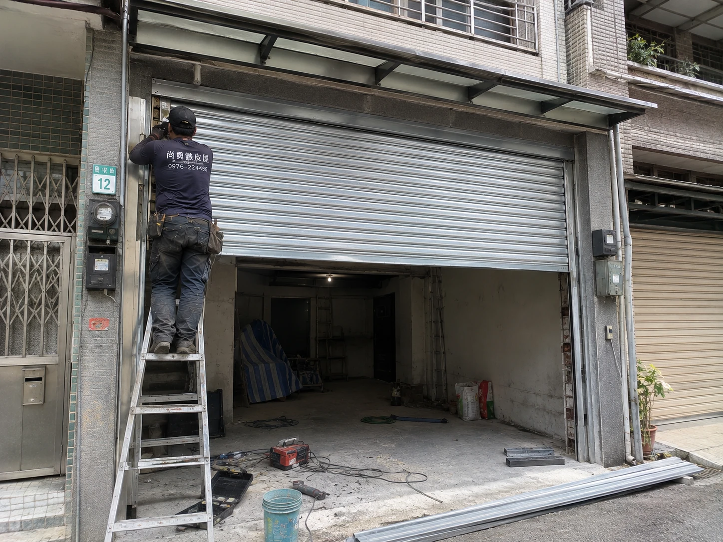 高雄前金區服務｜住宅車庫鐵捲門安裝
